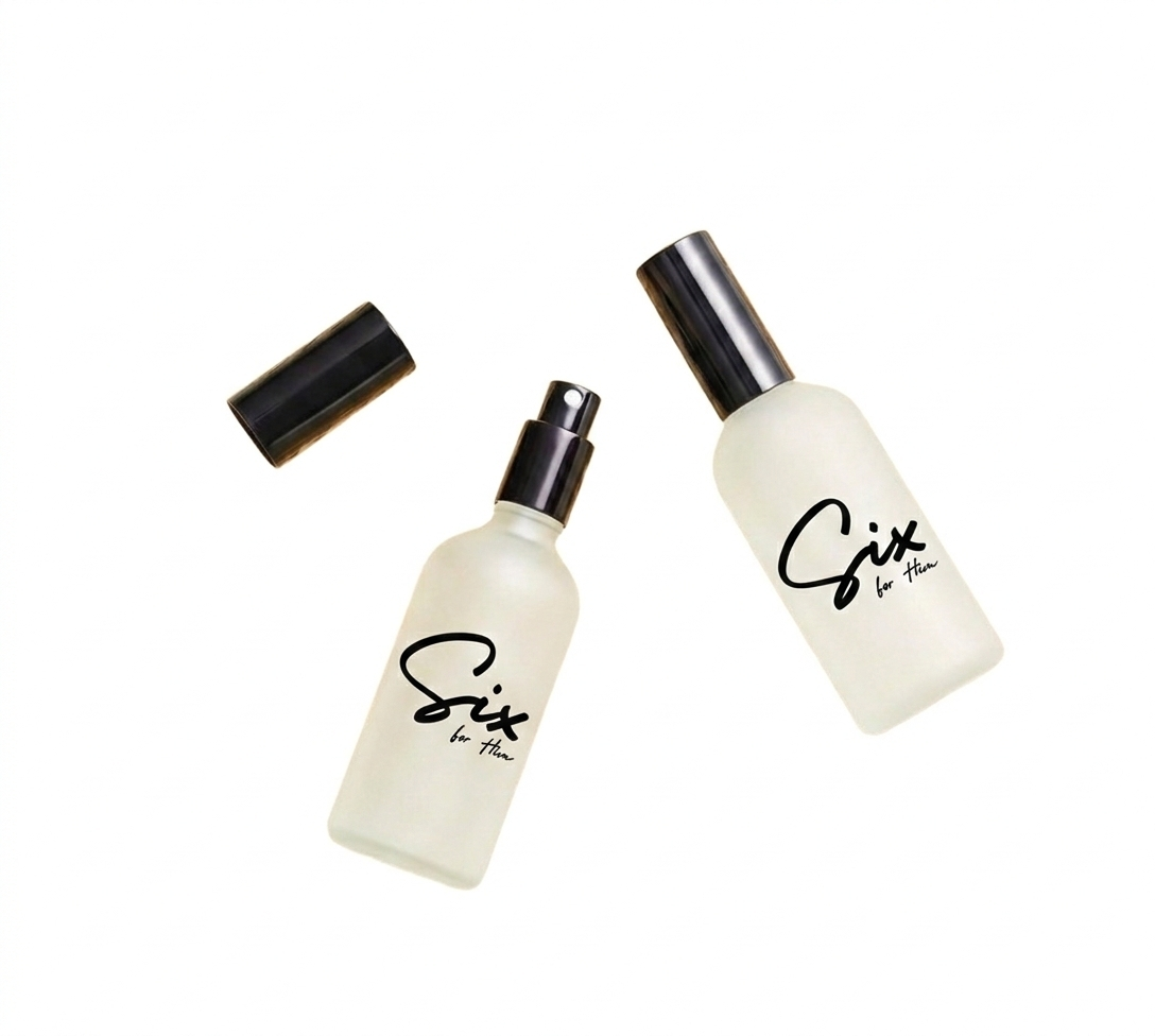 Six - Eau de Parfum 50 ml (1.7oz)